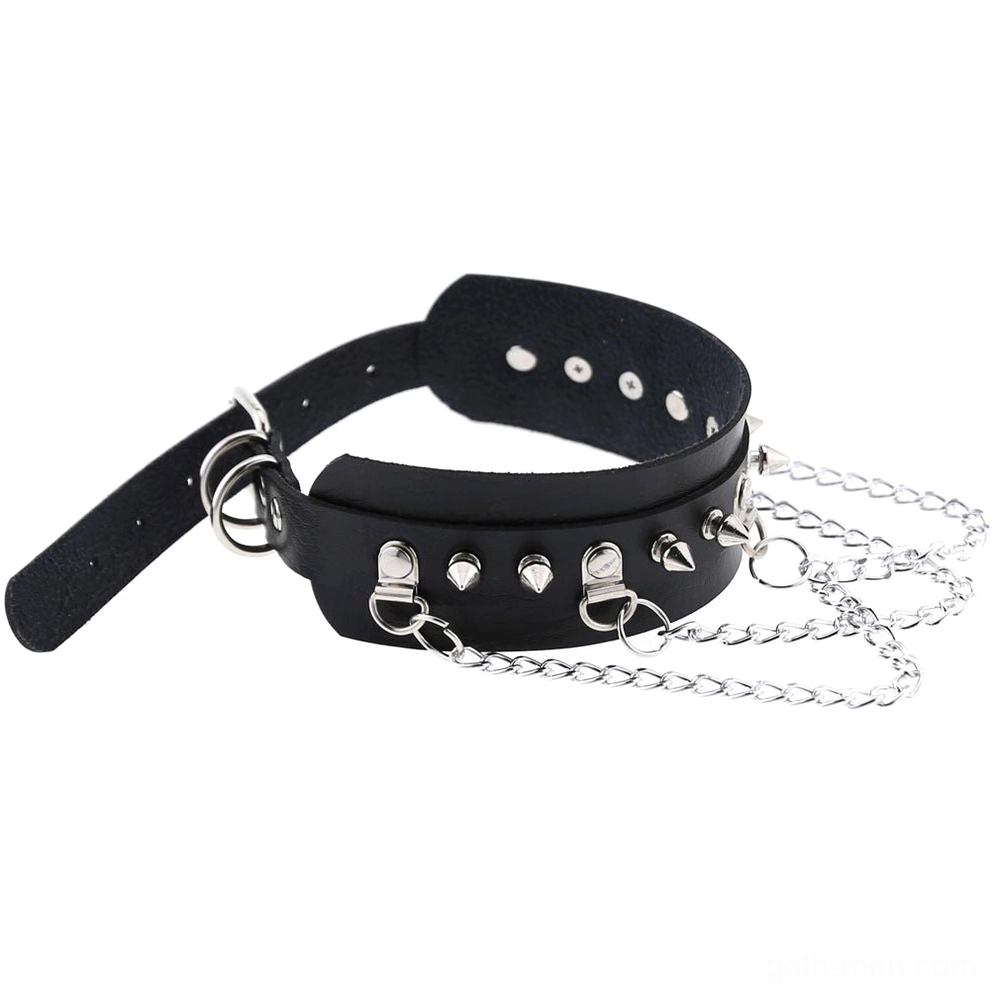 Black spiked choker side view displaying the dimensional layering of zinc alloy chains and spike construction