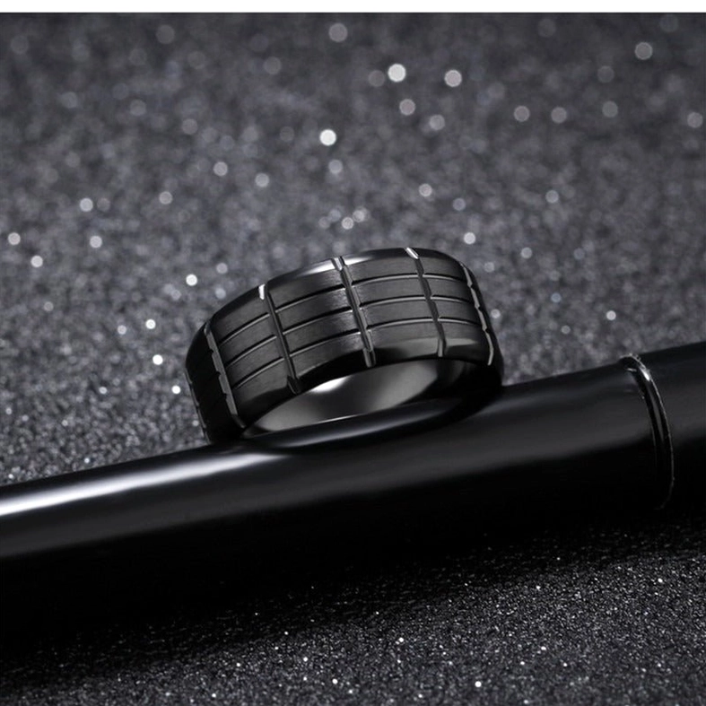 Black gothic grid ring top-down view displaying horizontal groove pattern and texture