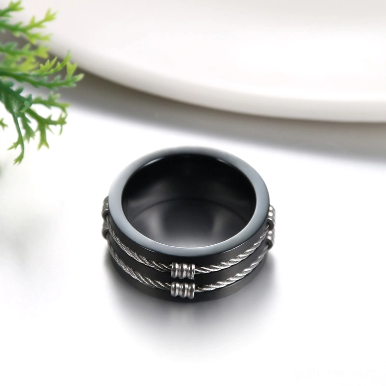 Inner ring diameter view of stainless steel gothic cable ring showing internal structure
