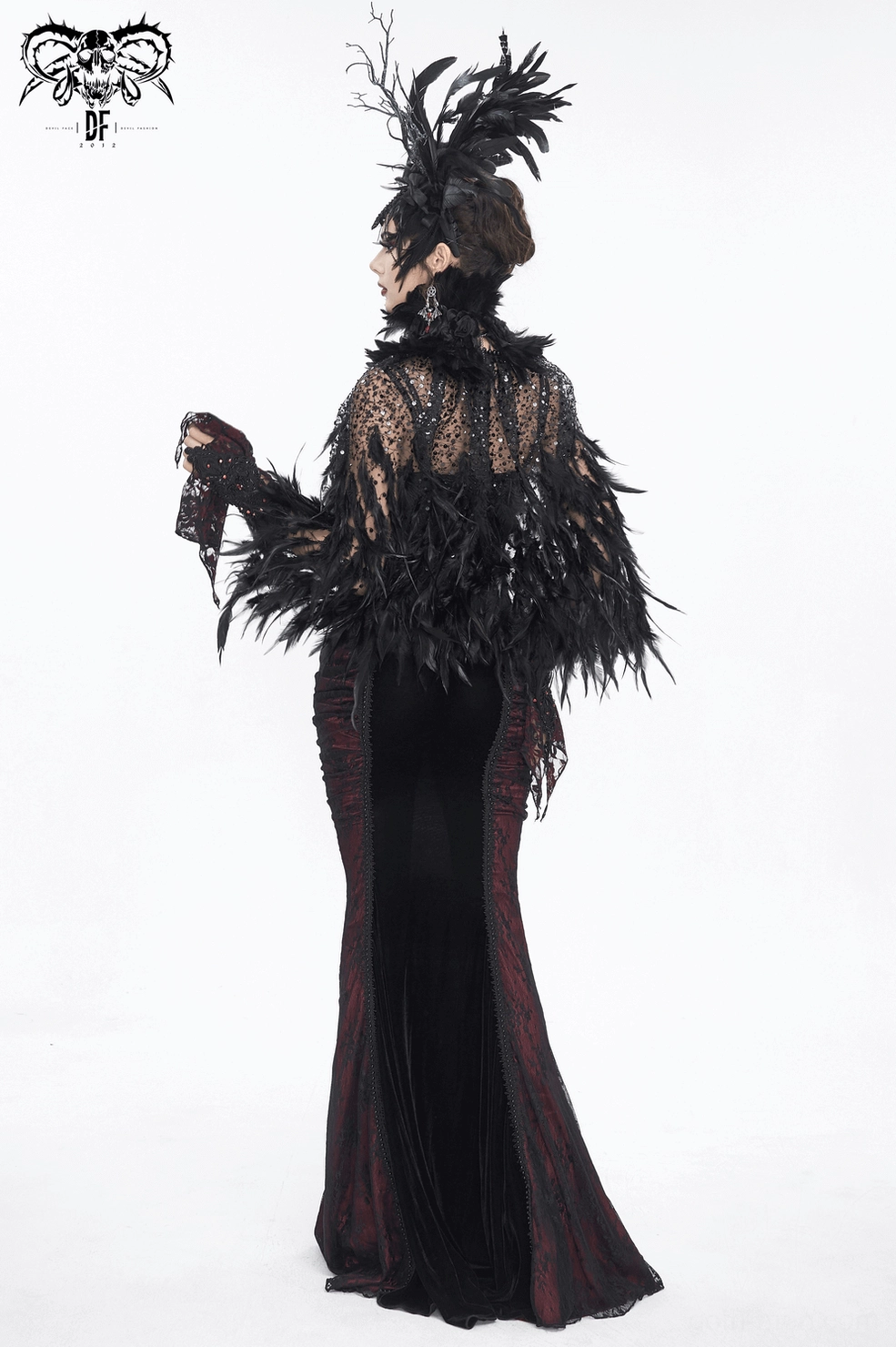 Gothic feather collar with flowers in atmospheric dark styling context