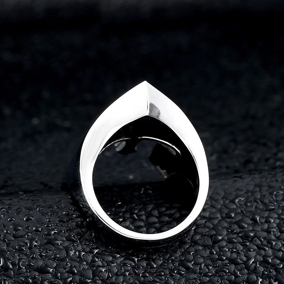 Knight helmet ring top back view circular opening glossy silver finish
