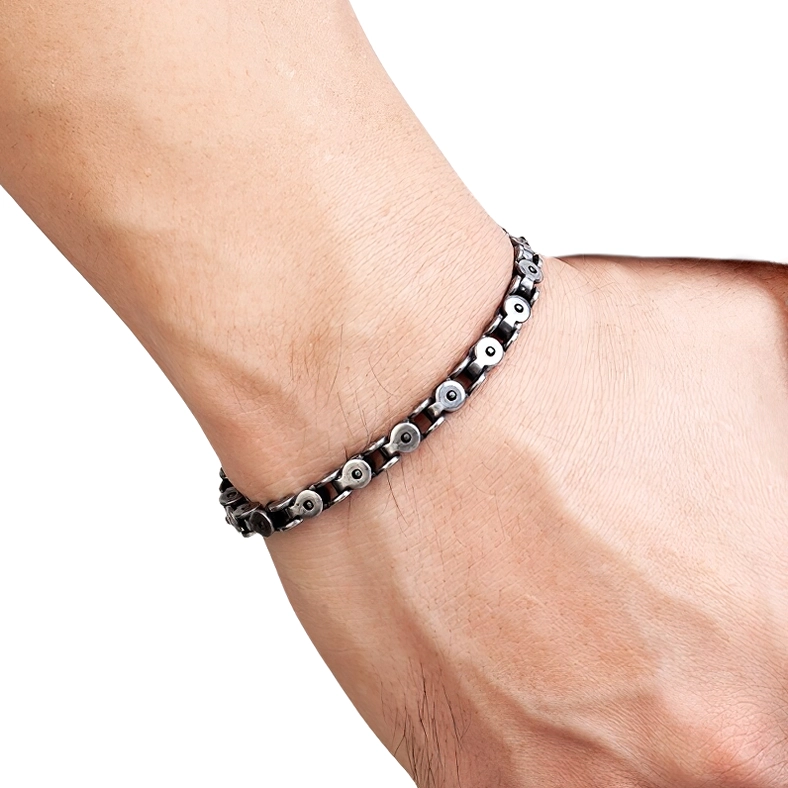 mens dark silver gothic chain bracelet bicycle link style detail flat lay