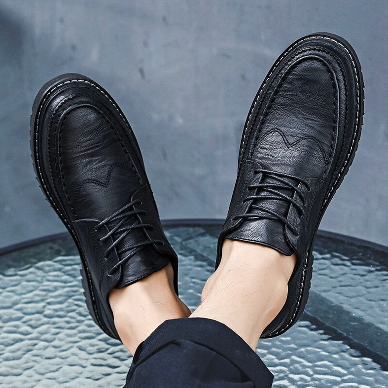Color comparison of gothic men's leather lace-up shoes in black, wine red, and khaki finishes