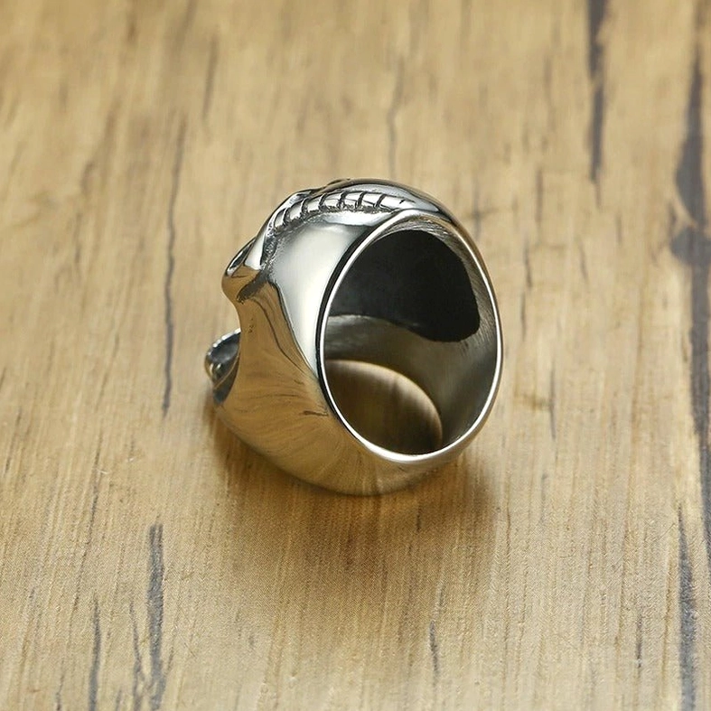 Skull ring collection display showing size range and vintage silver finish quality