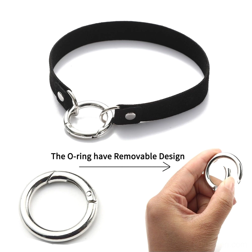 Velvet lock choker worn styling display - how to wear gothic choker necklace alternative fashion